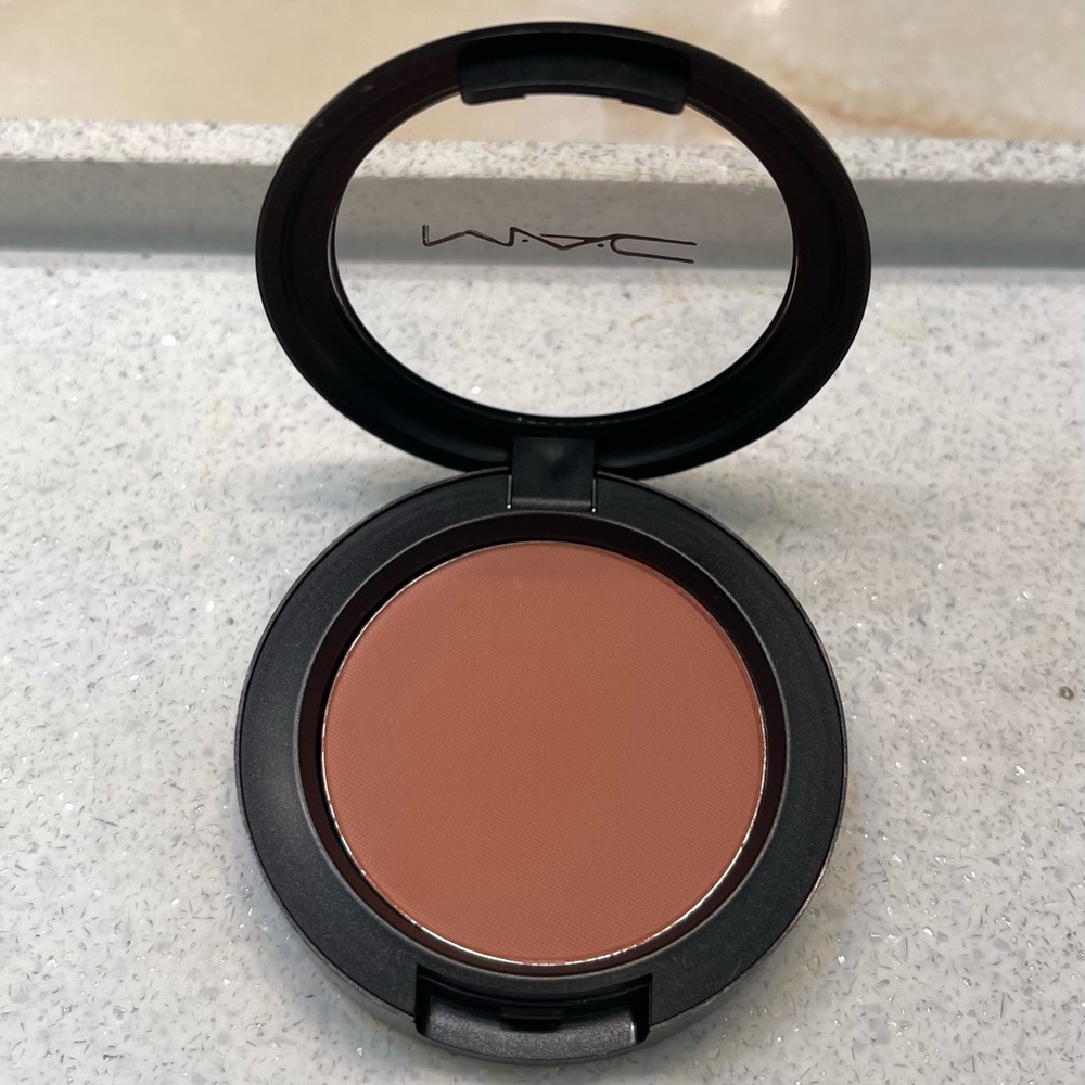 MAC ~ ‘GINGERLY’ Sheertone Shimmer Blush ~ Full Size 0.21 US oz. / 6 g ~ NIB - Picture 15 of 16